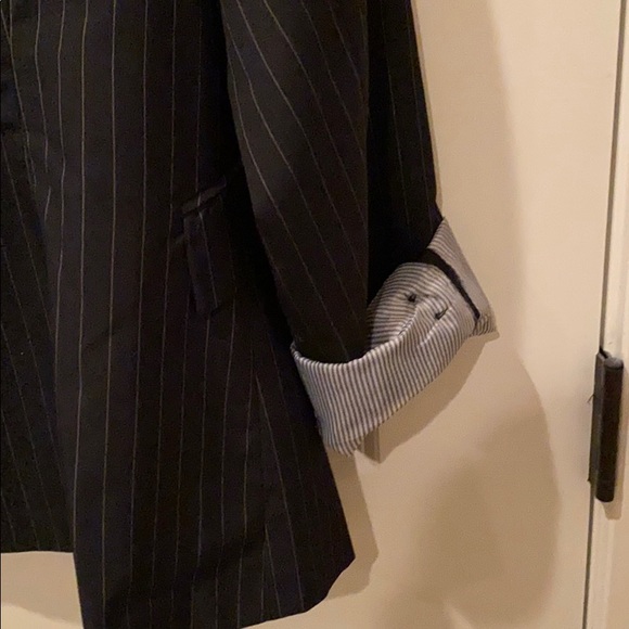 Pin stripe kick pleat blazer - Picture 8 of 9